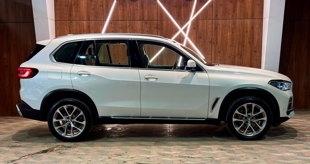 Second-hand 2021 BMW X5 xDrive 30d xLine for sale in Madurai-1