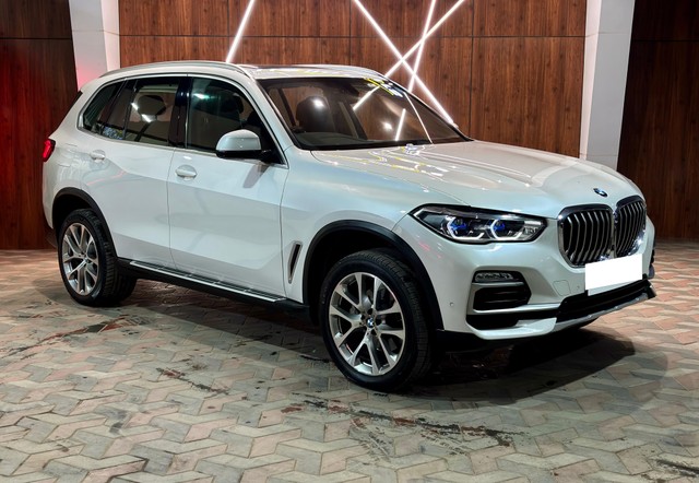Second-hand 2021 BMW X5 xDrive 30d xLine for sale in Madurai-9
