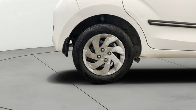 Second-hand 2019 Hyundai Santro Sportz BSIV for sale in Lucknow-24