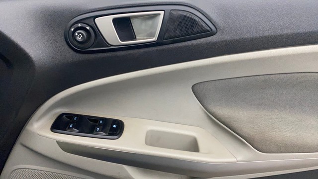 Second-hand 2016 Ford Ecosport 1.5 TDCi Titanium BSIV for sale in Lucknow-17