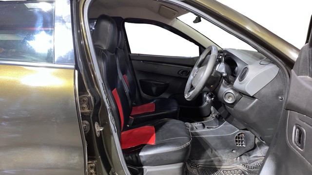 Renault KWID 1.0 RXT Optional AT 2016-2019 Second-hand 2017 Renault KWID 1.0 RXT Optional AT 2016-2019 for sale in Howrah-15