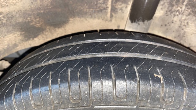 Renault KWID 1.0 RXT Optional AT 2016-2019 Second-hand 2017 Renault KWID 1.0 RXT Optional AT 2016-2019 for sale in Howrah-31