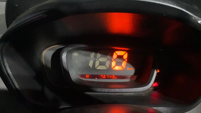 Renault KWID 1.0 RXT Optional AT 2016-2019 Second-hand 2017 Renault KWID 1.0 RXT Optional AT 2016-2019 for sale in Howrah-11