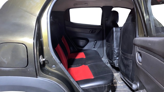 Renault KWID 1.0 RXT Optional AT 2016-2019 Second-hand 2017 Renault KWID 1.0 RXT Optional AT 2016-2019 for sale in Howrah-16