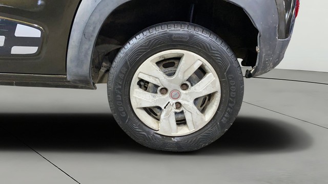 Renault KWID 1.0 RXT Optional AT 2016-2019 Second-hand 2017 Renault KWID 1.0 RXT Optional AT 2016-2019 for sale in Howrah-26