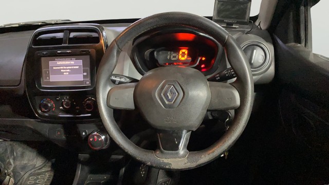 Renault KWID 1.0 RXT Optional AT 2016-2019 Second-hand 2017 Renault KWID 1.0 RXT Optional AT 2016-2019 for sale in Howrah-12