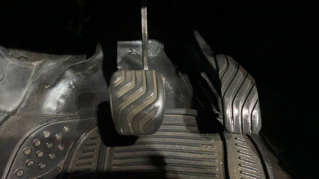 Renault KWID 1.0 RXT Optional AT 2016-2019 Second-hand 2017 Renault KWID 1.0 RXT Optional AT 2016-2019 for sale in Howrah-14