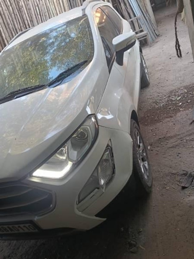 Second-hand 2018 Ford Ecosport 1.5 Diesel Titanium BSIV for sale in Bharuch-3