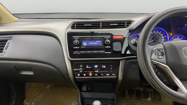 Second-hand 2016 Honda City i VTEC SV for sale in Mumbai-22