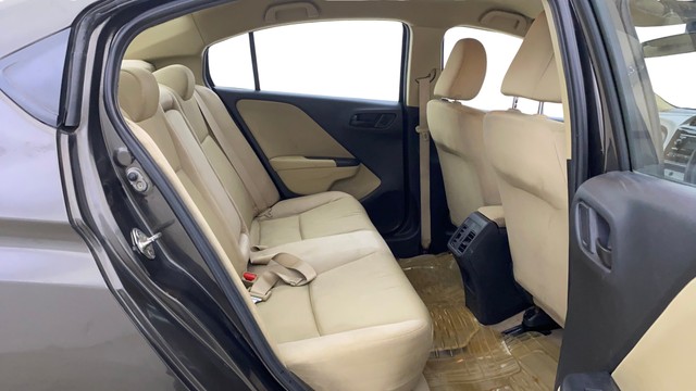 Second-hand 2016 Honda City i VTEC SV for sale in Mumbai-16