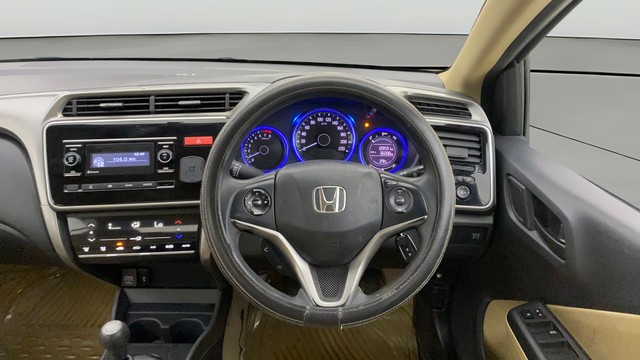 Second-hand 2016 Honda City i VTEC SV for sale in Mumbai-12