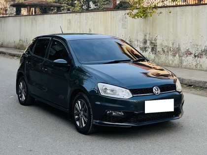 Second-hand 2017 Volkswagen Polo 1.5 TDI Highline for sale in New Delhi