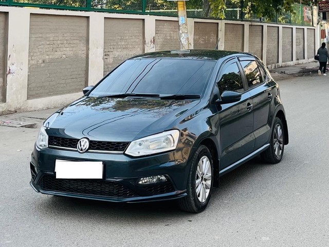 Second-hand 2017 Volkswagen Polo 1.5 TDI Highline for sale in New Delhi-3