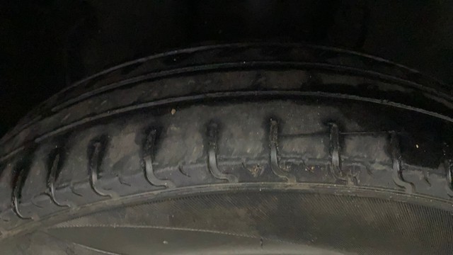 Second-hand 2015 Renault KWID RXT for sale in Kochi-28