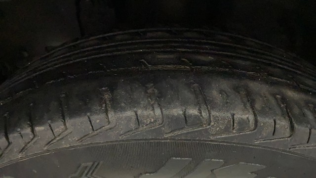 Second-hand 2015 Renault KWID RXT for sale in Kochi-30