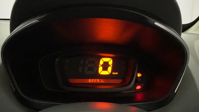 Second-hand 2015 Renault KWID RXT for sale in Kochi-11