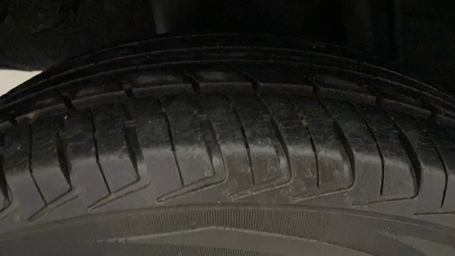 Second-hand 2015 Renault KWID RXT for sale in Kochi-29