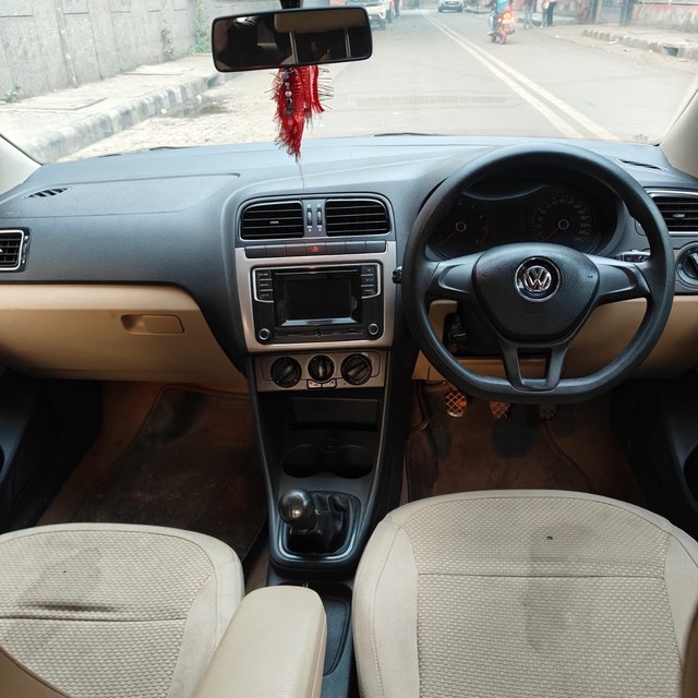 Second-hand 2016 Volkswagen Ameo 1.2 MPI Comfortline for sale in New Delhi-2