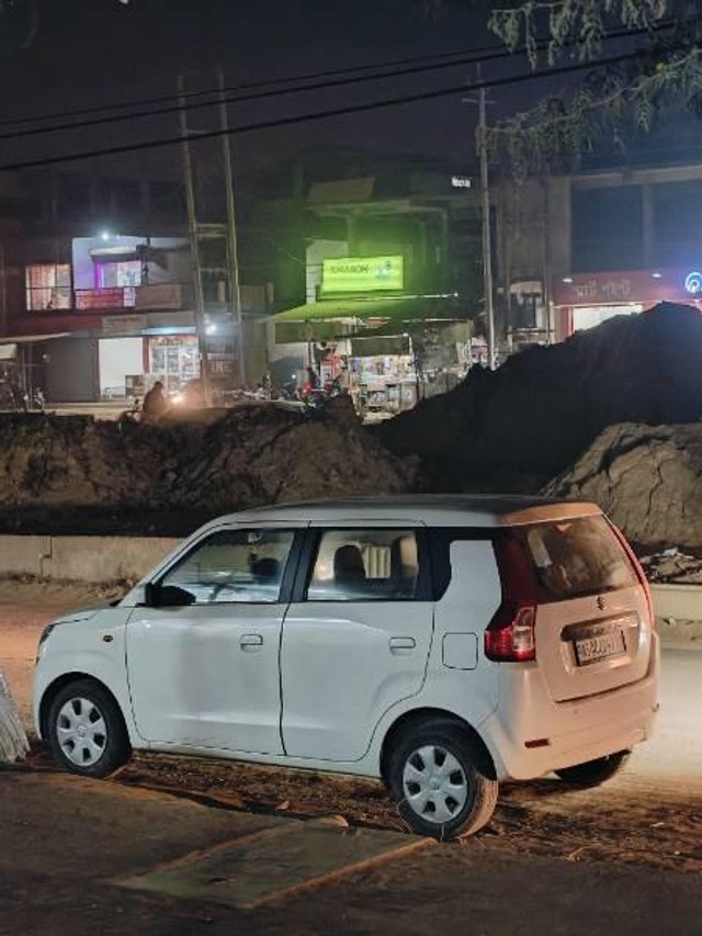Second-hand 2021 Maruti Wagon R VXI for sale in Sivasagar-1