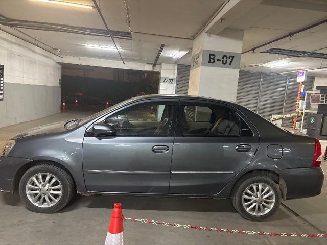 Second-hand 2017 Toyota Etios 1.4 VXD for sale in Gurgaon-2