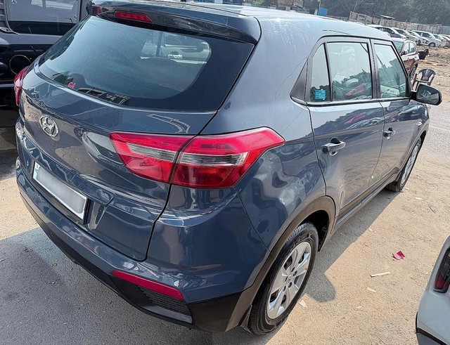 Second-hand 2016 Hyundai Creta 1.6 VTVT Base for sale in New Delhi-3
