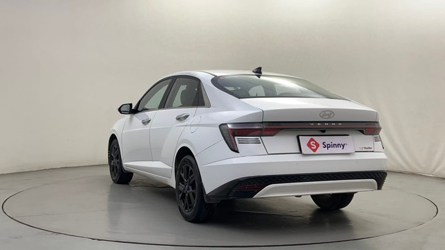 Second-hand 2023 Hyundai Verna SX Turbo for sale in Bangalore-5