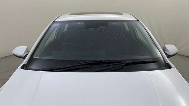 Second-hand 2023 Hyundai Verna SX Turbo for sale in Bangalore-10