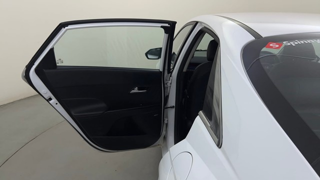 Second-hand 2023 Hyundai Verna SX Turbo for sale in Bangalore-30