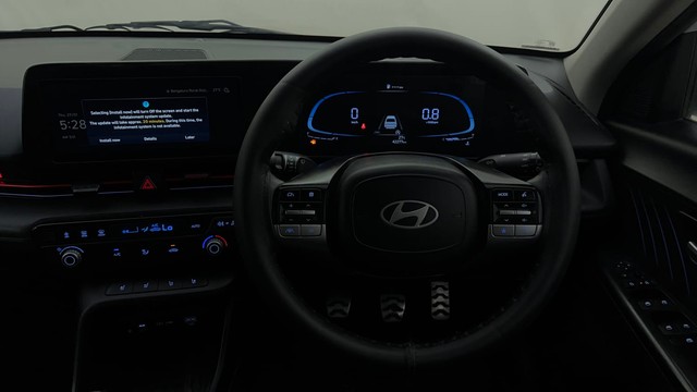 Second-hand 2023 Hyundai Verna SX Turbo for sale in Bangalore-24