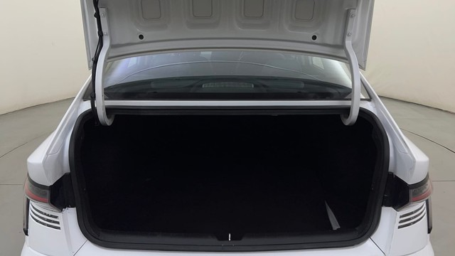 Second-hand 2023 Hyundai Verna SX Turbo for sale in Bangalore-9