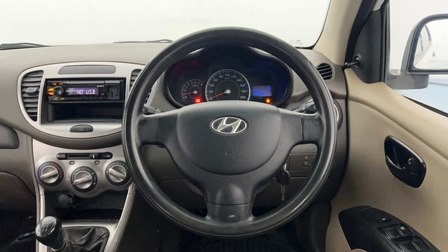 Second-hand 2015 Hyundai i10 Magna 1.1 for sale in Lucknow-29