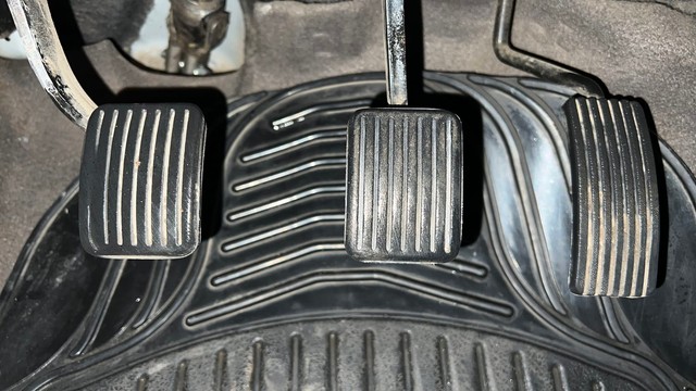 Second-hand 2015 Hyundai i10 Magna 1.1 for sale in Lucknow-14