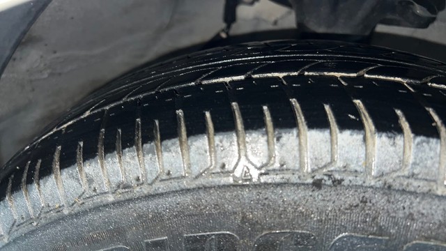 Second-hand 2015 Hyundai i10 Magna 1.1 for sale in Lucknow-33