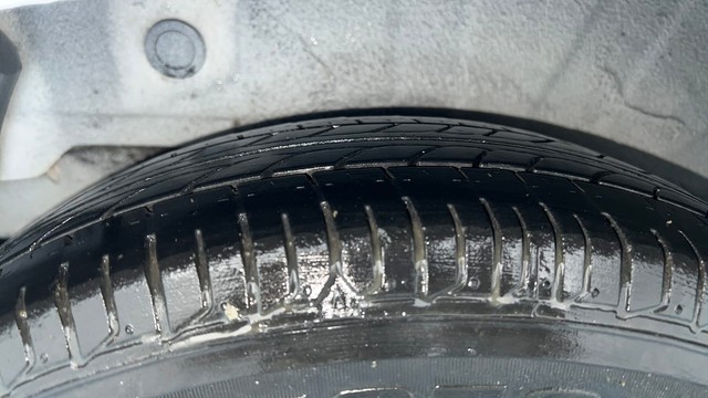 Second-hand 2015 Hyundai i10 Magna 1.1 for sale in Lucknow-32