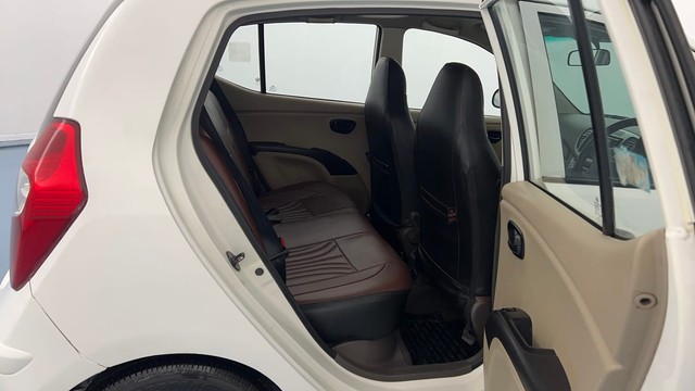 Second-hand 2015 Hyundai i10 Magna 1.1 for sale in Lucknow-28