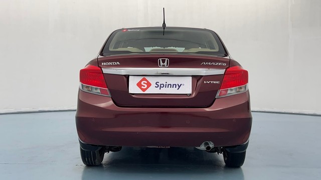 Second-hand 2014 Honda Amaze S i-VTEC for sale in Lucknow-4