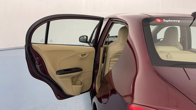 Second-hand 2014 Honda Amaze S i-VTEC for sale in Lucknow-25