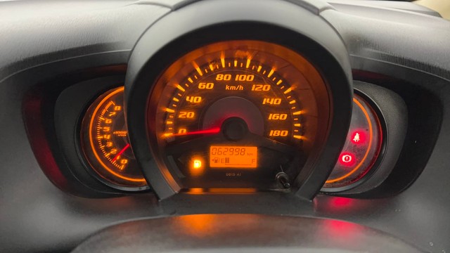 Second-hand 2014 Honda Amaze S i-VTEC for sale in Lucknow-13