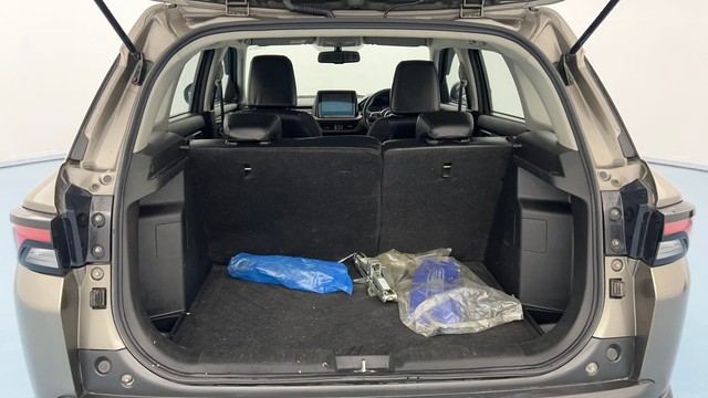 Second-hand 2022 Maruti Vitara Brezza ZXI Plus for sale in Lucknow-9