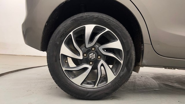 Second-hand 2021 Maruti Baleno Zeta Diesel for sale in Chandigarh-18