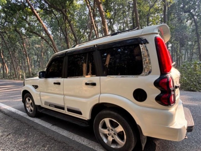 Second-hand 2019 Mahindra Scorpio S11 BSIV for sale in Maharajganj-11