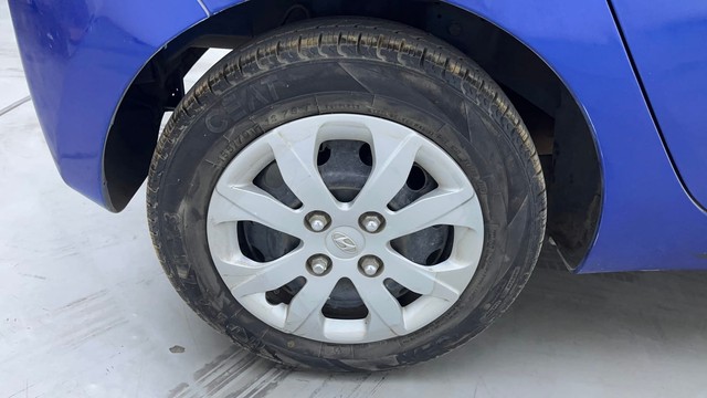 Second-hand 2015 Hyundai EON Sportz for sale in Hyderabad-18