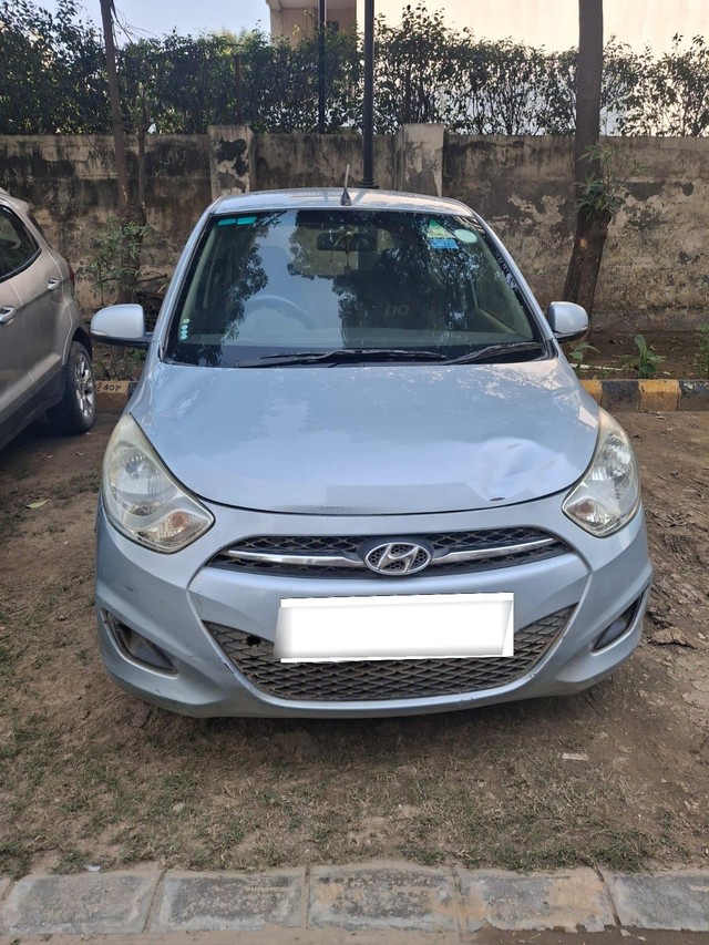 Second-hand 2012 Hyundai i10 Magna for sale in Greater Noida-0