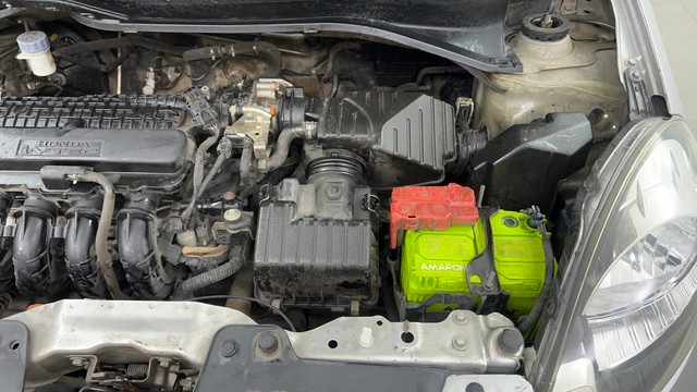 Second-hand 2014 Honda Amaze S i-VTEC for sale in Pune-32