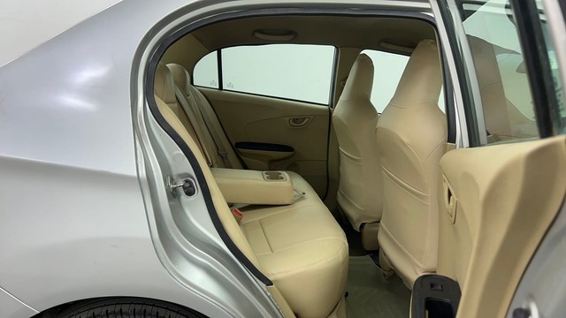 Second-hand 2014 Honda Amaze S i-VTEC for sale in Pune-34