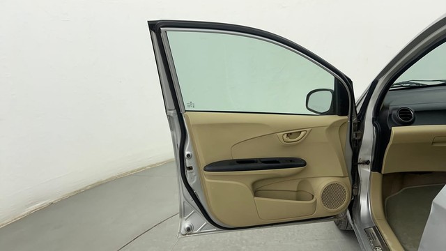 Second-hand 2014 Honda Amaze S i-VTEC for sale in Pune-39