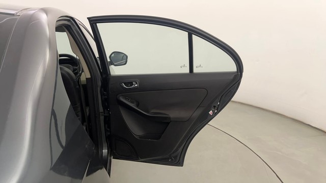 Second-hand 2015 Tata Zest Revotron 1.2 XT for sale in Pune-29