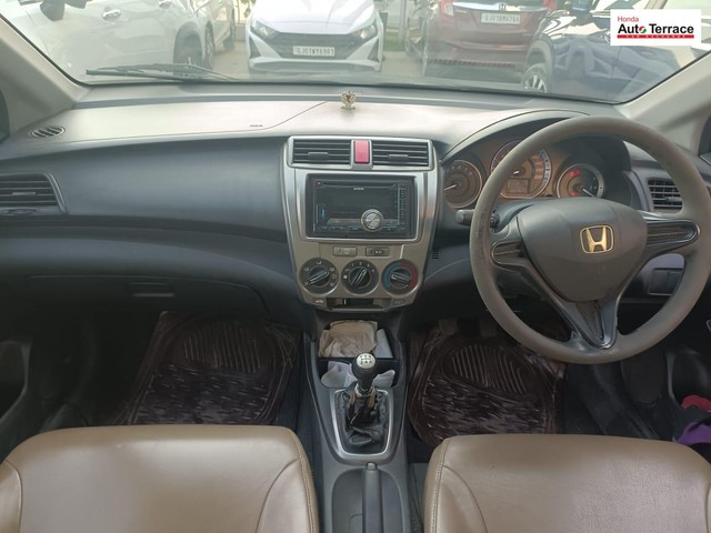 Second-hand 2012 Honda City Corporate Edition for sale in Ahmedabad-5