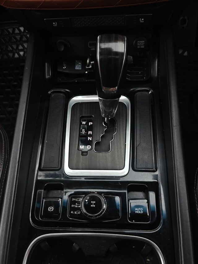 Mahindra Alturas G4 4X4 AT BSIV Second-hand 2019 Mahindra Alturas G4 4X4 AT BSIV for sale in Mumbai-4