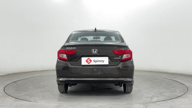 Second-hand 2021 Honda Amaze V for sale in Pune-4